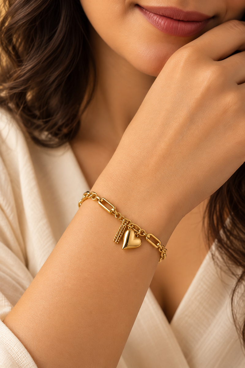 Golden Heart Link Bracelet
